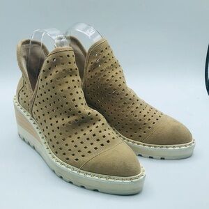 Cecelia Warm Sand‎ Suede Laser-cut Booties Size 6.5